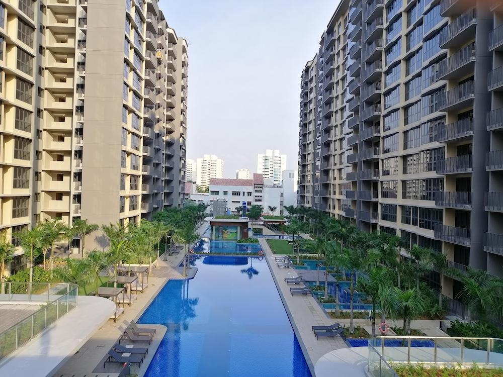 Hundered Palms Residences Gallery Image 2